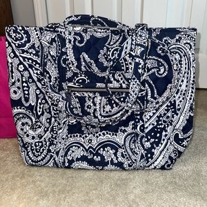 Vera Bradley Performance Twill Deep Night Paisley Vera Tote